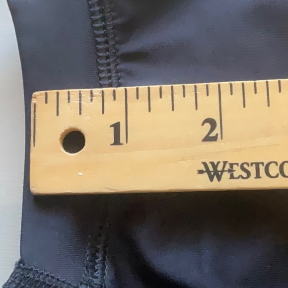 Roxy Whole Hearted Rashguard Women’s Black Surfing Beach UPF 50+ Top Size Medium - Picture 14 of 15